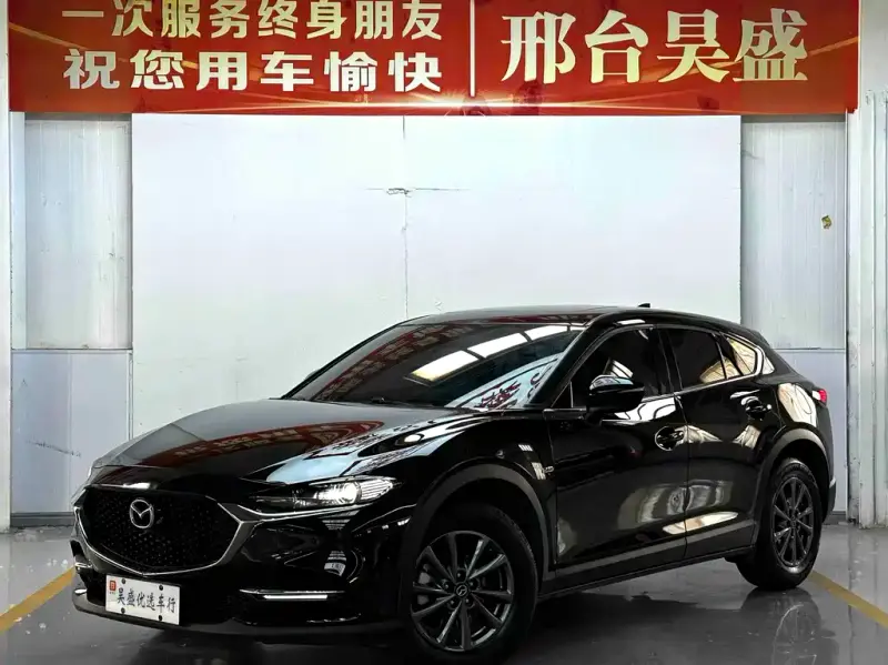 Mazda CX-4, 2022
