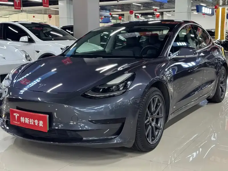 Tesla Model 3, 2020