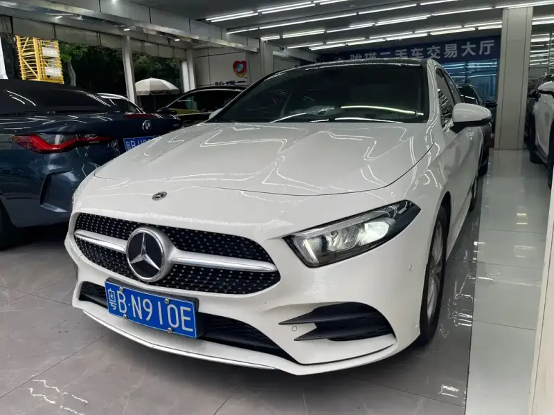 Mercedes-Benz A-Class, 2022 — фото 1