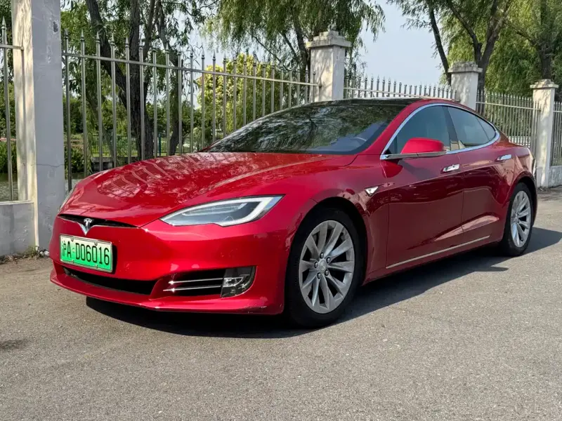 Tesla Model S, 2017