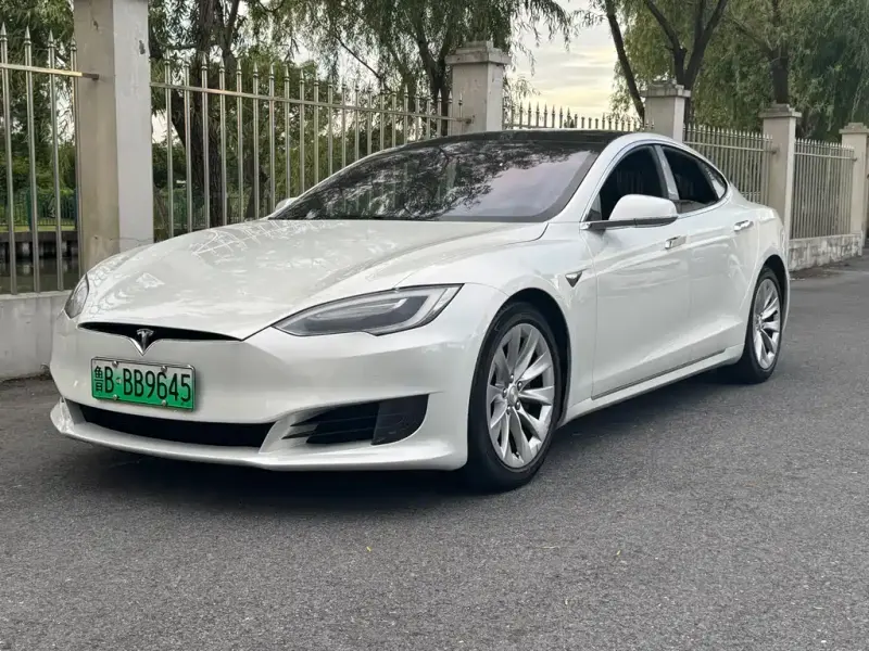 Tesla Model S, 2017