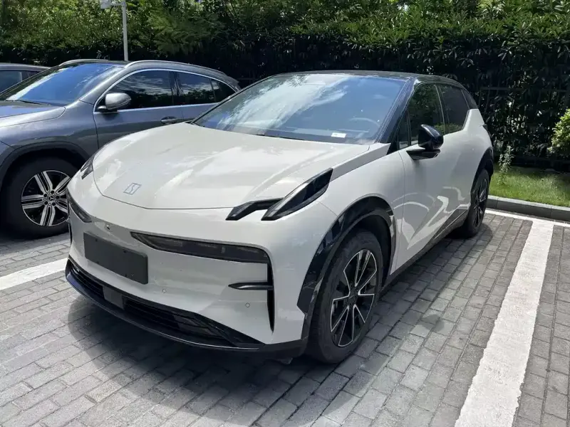 Zeekr X, 2024