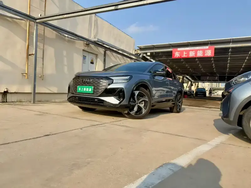 Audi Q4 e-tron, 2022