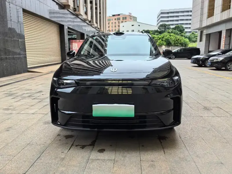 Leapmotor C16, 2025