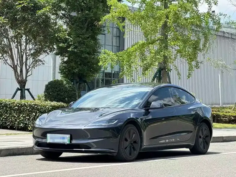 Tesla Model 3, 2024 — фото 1