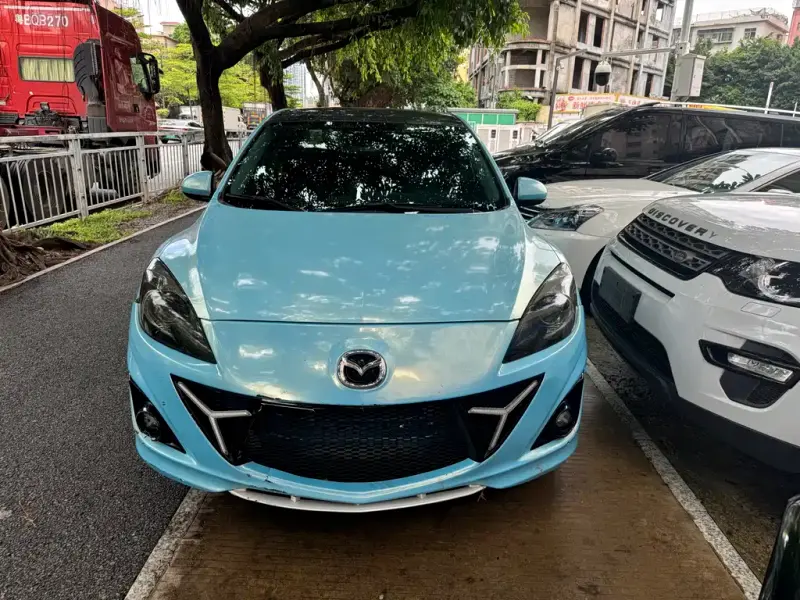 Mazda 3 Xingcheng, 2013