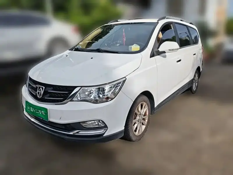 Baojun 730, 2017