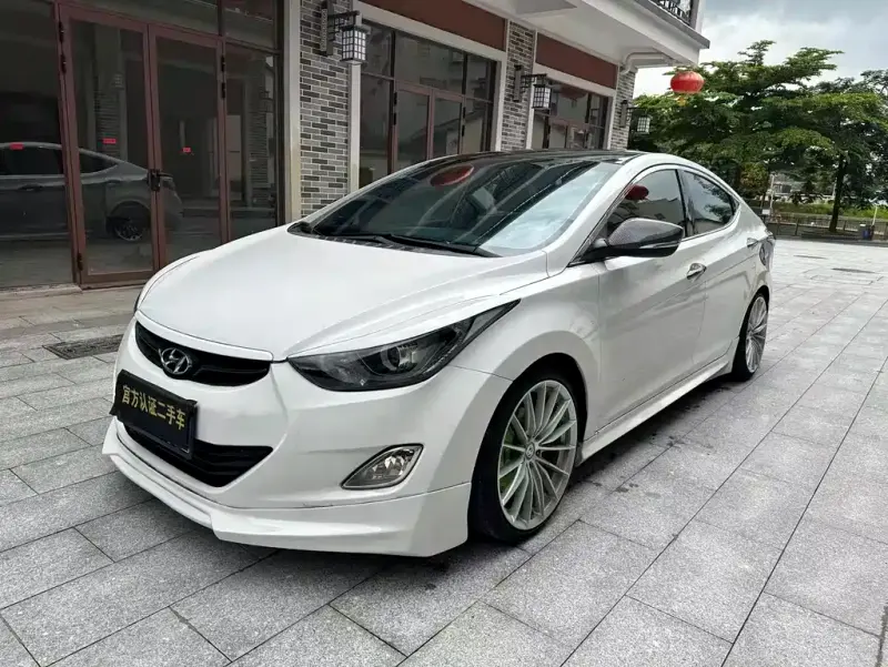Hyundai Elantra Langdong, 2016