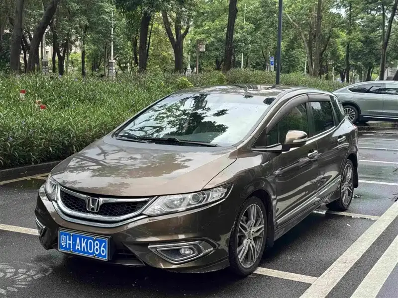 Honda Jade, 2016 — фото 1