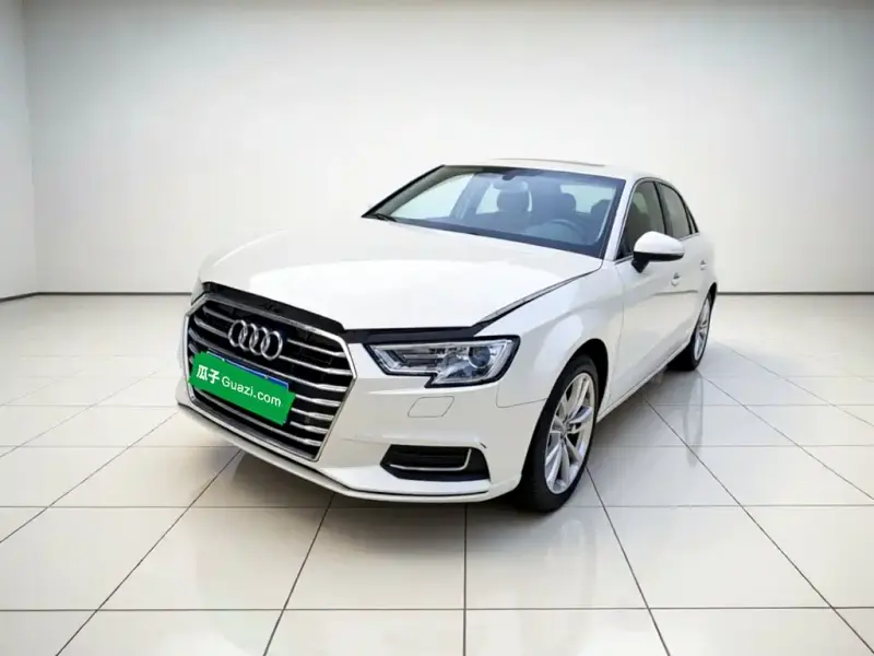 Audi A3, 2019 — фото 1