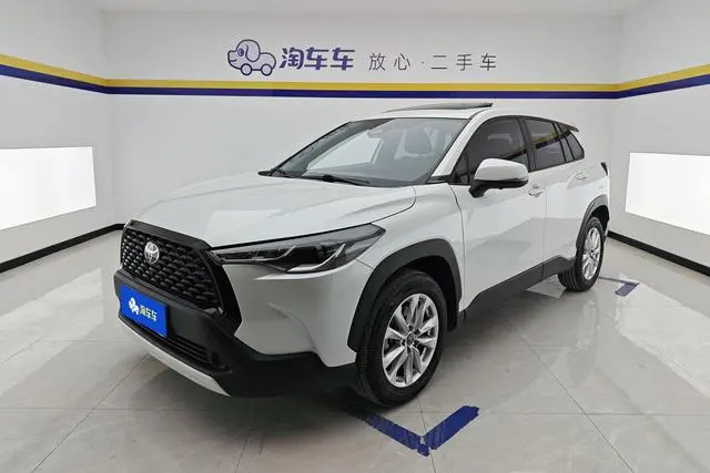 Toyota Corolla Cross 2.0L CVT Elite Edition, 2024 — фото 1