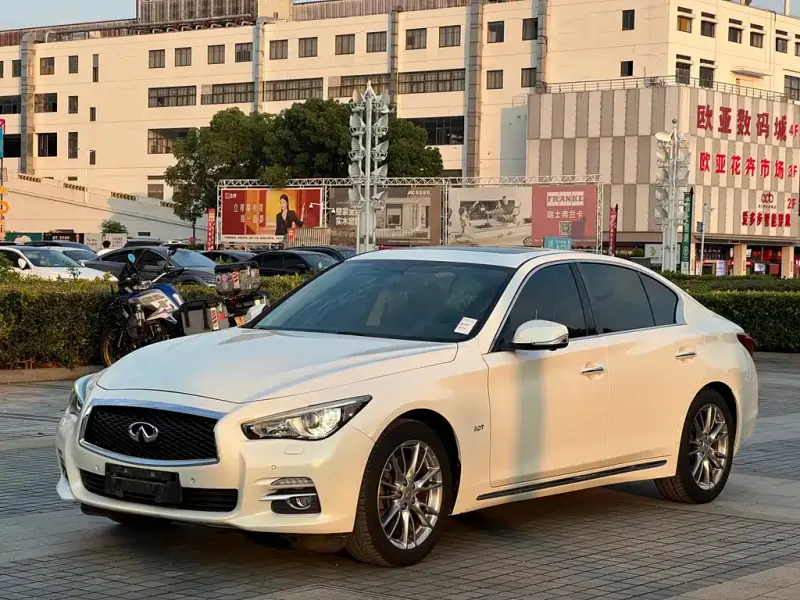 Infiniti Q50L, 2018