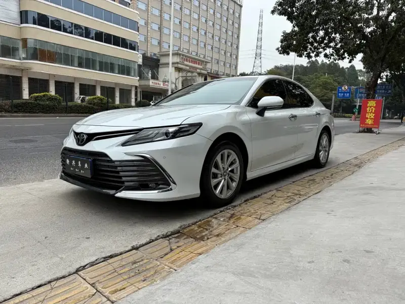 Toyota Camry, 2022