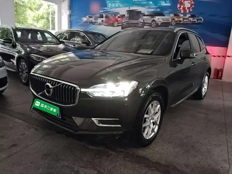 Volvo XC60, 2021 — фото 1