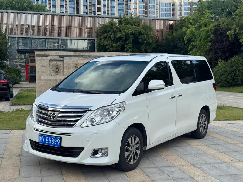 Toyota Alphard, 2012