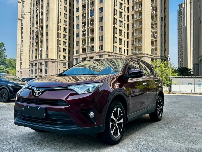 Toyota RAV4 2.0L CVT 2WD Style X Edition, 2018 — фото 1