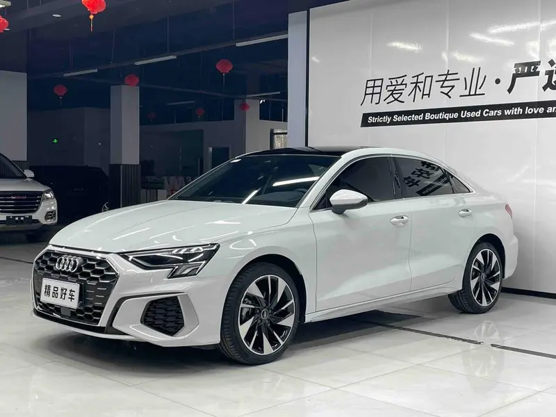 Audi A3 A3L Limousine 35 TFSI Fashion Sport Version, 2024 — фото 1