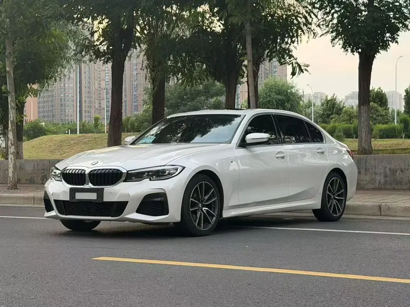 BMW 3-Series, 2020