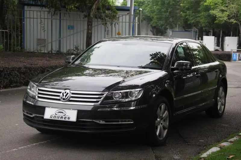 Volkswagen Phaeton 3.6L V6 5 Seater Extended Individual Edition, 2011 — фото 1