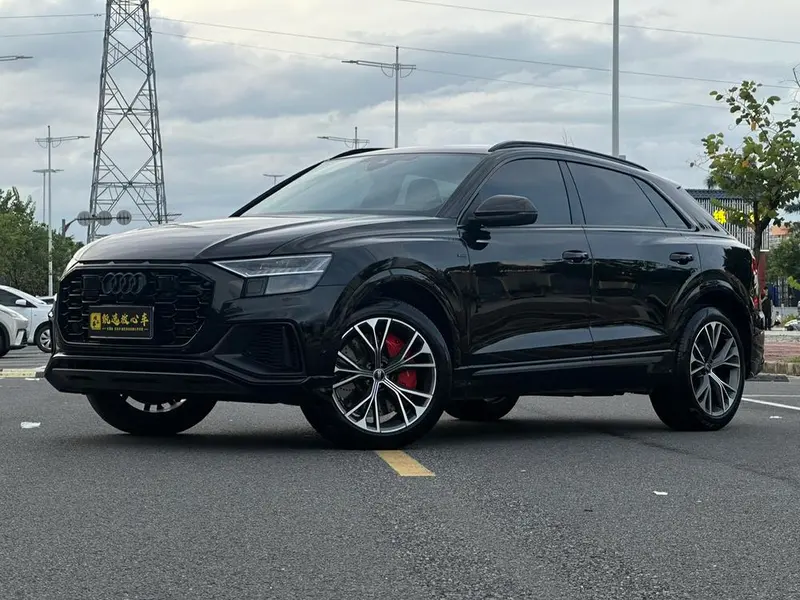 Audi Q8, 2022