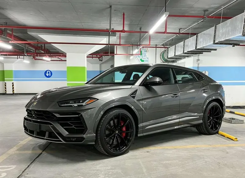 Lamborghini Urus, 2021