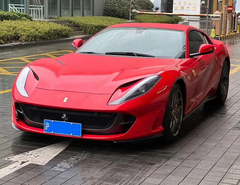 Ferrari 812, 2017