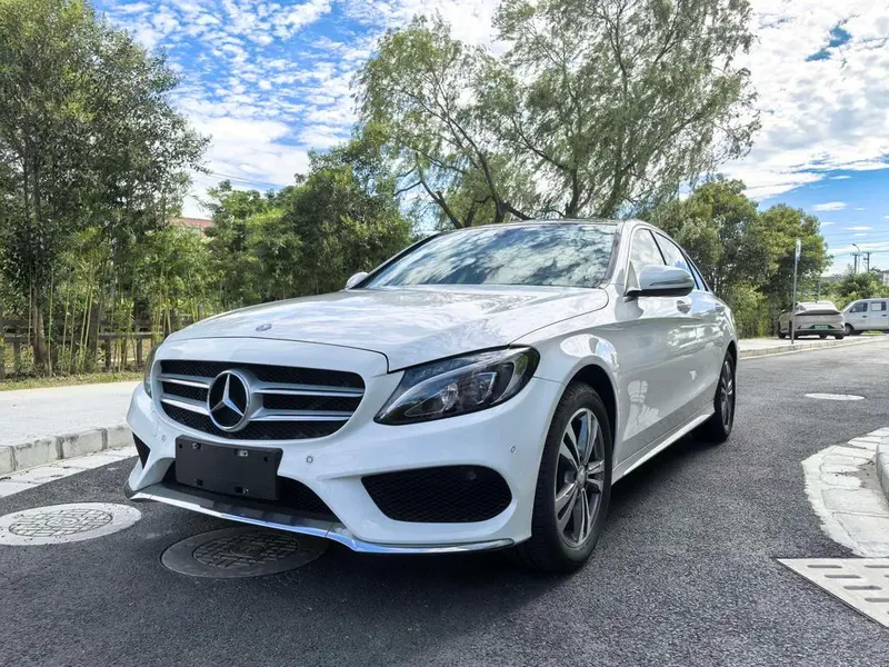 Mercedes-Benz C-Class, 2015