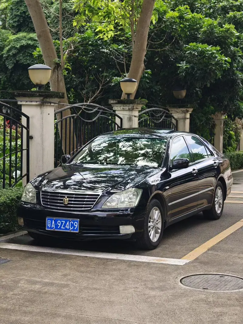 Toyota Crown, 2007