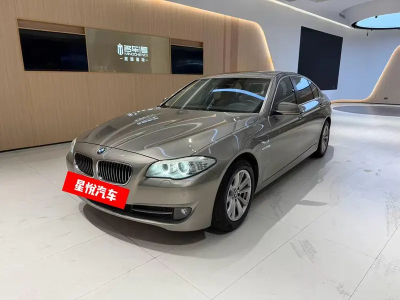 BMW 5-Series, 2011