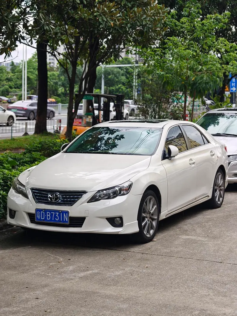 Toyota Reiz, 2013