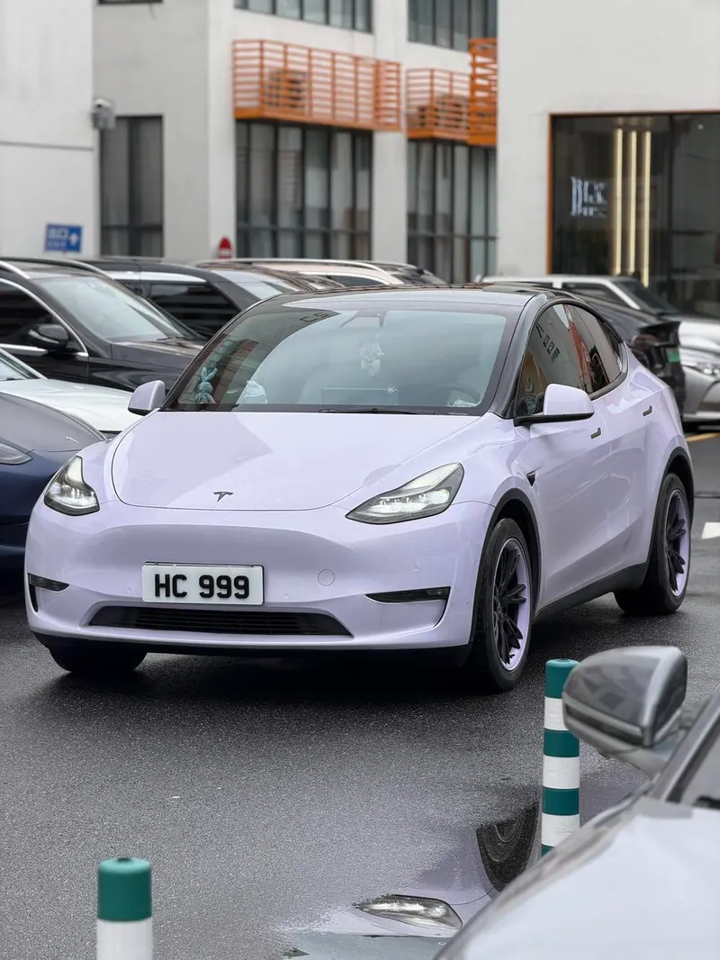 Tesla Model Y, 2021