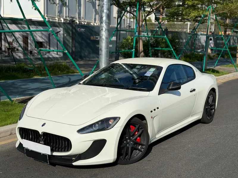 Maserati GranTurismo 4.7L MC Stradale, 2012 — фото 1