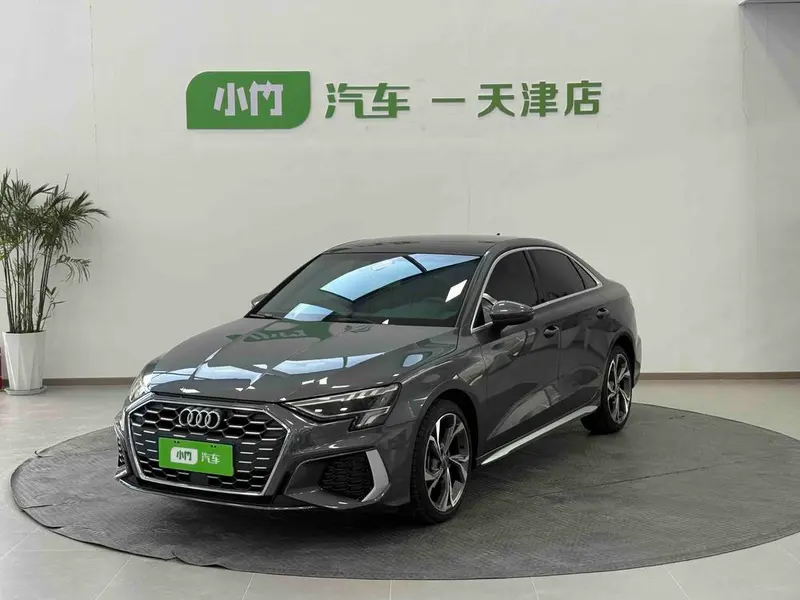 Audi A3 A3L Limousine 35 TFSI Luxury Sport Version, 2022 — фото 1