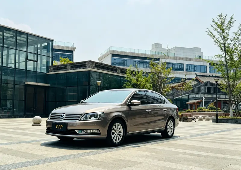 Volkswagen Magotan 2.0TSI Luxury Version, 2013 — фото 1