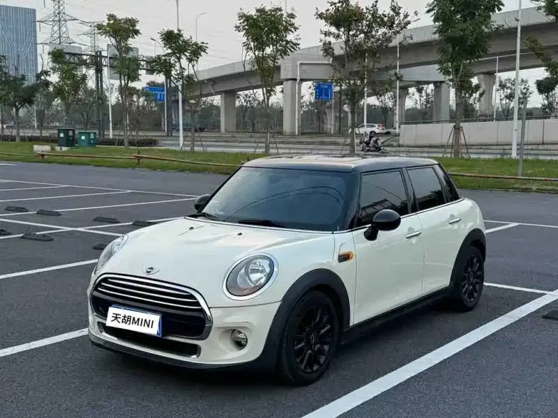 MINI Mini, 2018