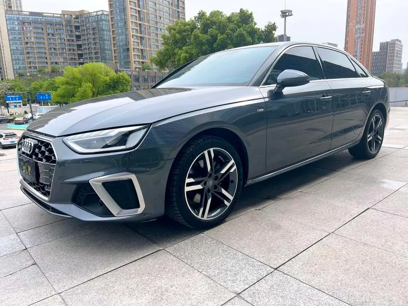 Audi A4L 40 TFSI quattro Luxury Version, 2020 — фото 1