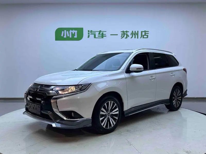 Mitsubishi Outlander, 2021