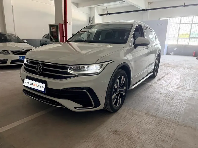 Volkswagen Tiguan L 330TSI 2WD R-Line Edition, 2024 — фото 1