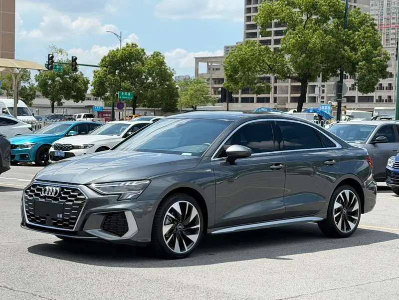 Audi A3 A3L Limousine 35 TFSI Fashion Sport Version, 2023 — фото 1