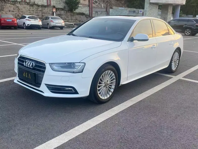 Audi A4L 35 TFSI Auto Comfort Version, 2015 — фото 1