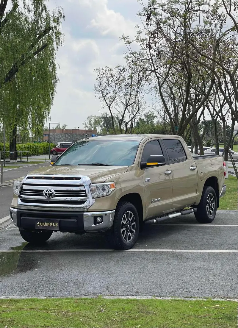 Toyota Tundra, 2016