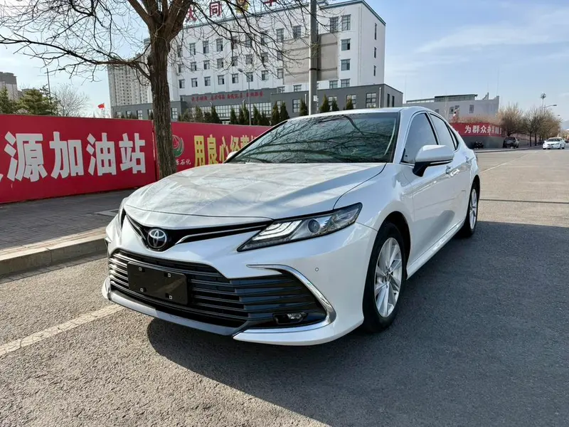 Toyota Camry, 2023