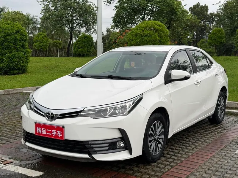 Toyota Corolla 1.2T CVT GL, 2017 — фото 1