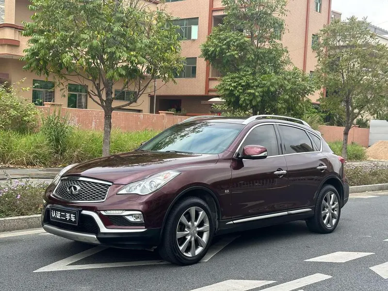 Infiniti QX50, 2015