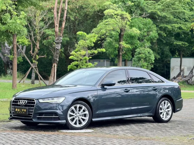 Audi A6L 30 Version 35 TFSI Fashion Version, 2018 — фото 1