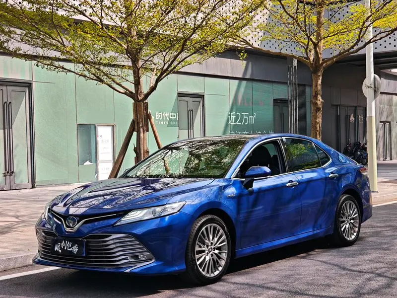 Toyota Camry, 2018