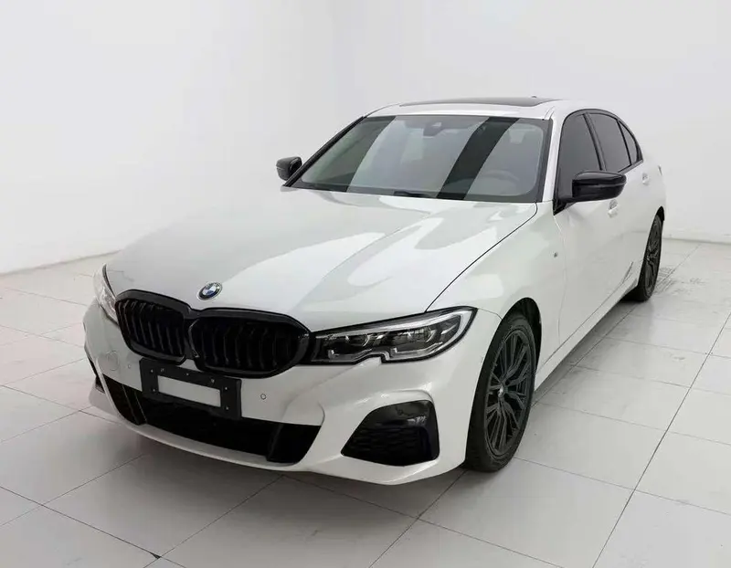 BMW 3-Series, 2021