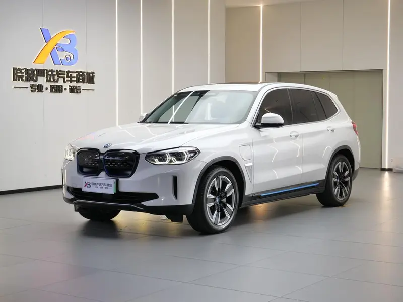 BMW iX3, 2021