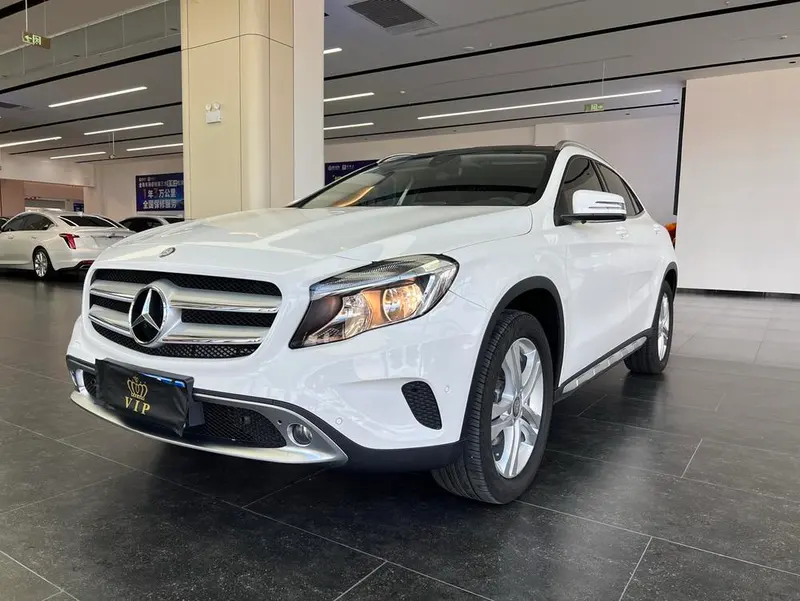 Mercedes-Benz GLA GLA 200 Version, 2016 — фото 1