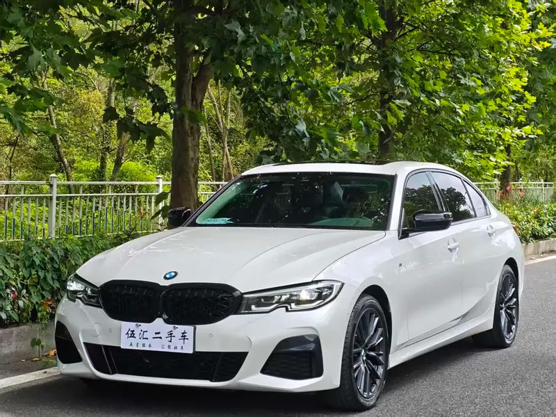 BMW 3-Series, 2021